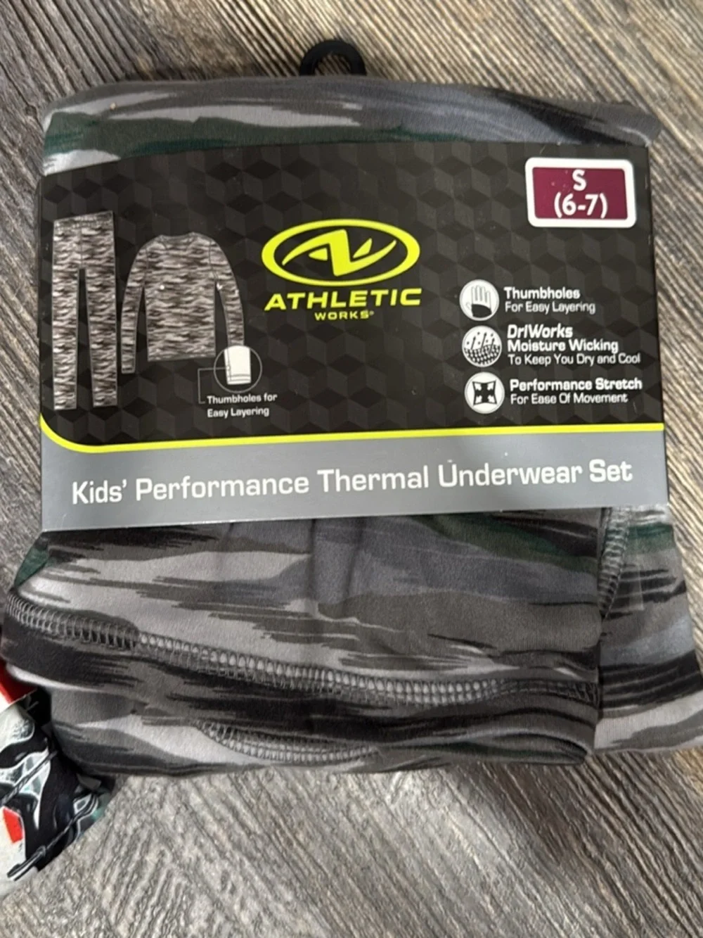 2 Spider-Man and athletic works warm underwear set for kids
